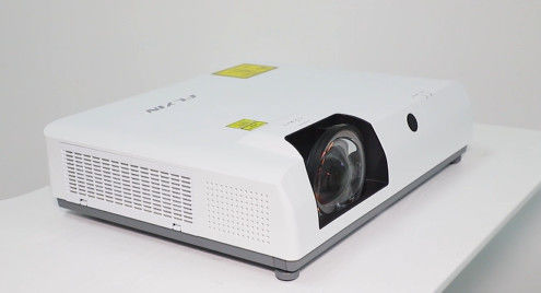 последние новости компании о Проектор FLYIN RL-S600W преображает новые стандарты в бизнесе и образовании!